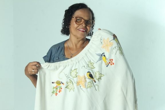 BORDADOS DE DONA PERÓ.2