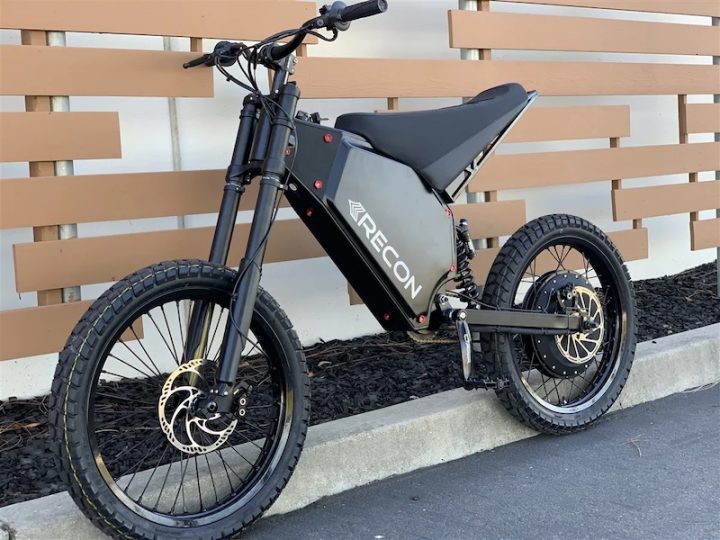 E-bikes copy